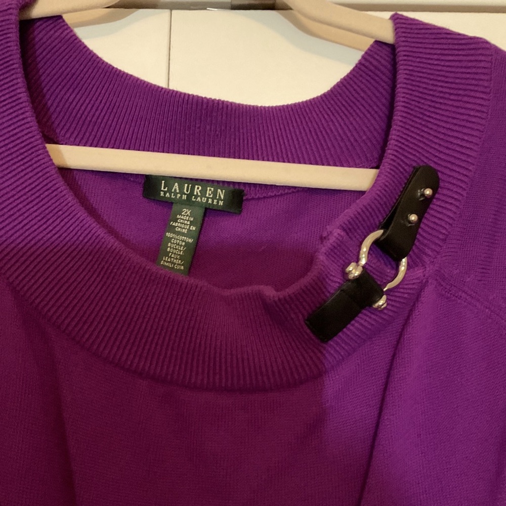 Pull over sweater